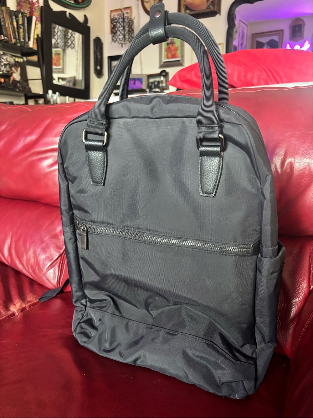 Open Story Black Commuter Backpack — Water-Resistant